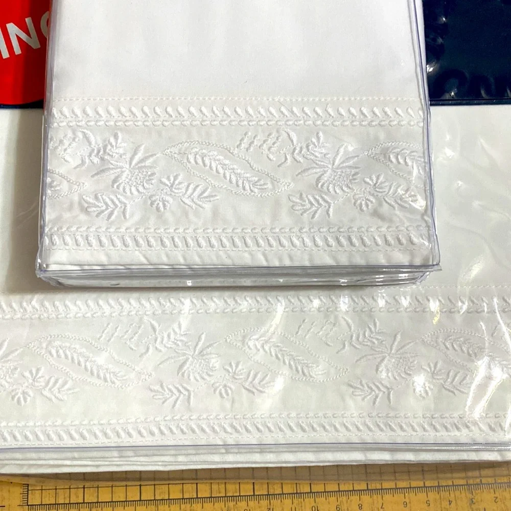 Ralph Lauren KATRINE King size Flat sheet & Standard size pillowcases